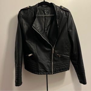 NWOT Philomena Petti Black Vegan Leather Jacket, Size Medium.